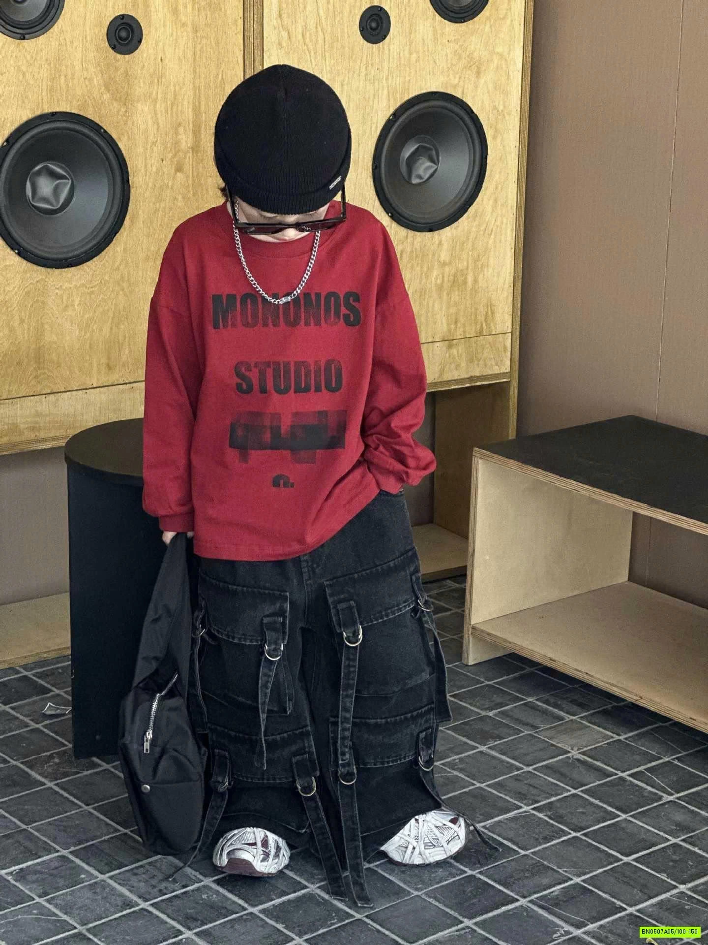 ÁO THUN ĐỎ IN CHỮ DÀI TAY