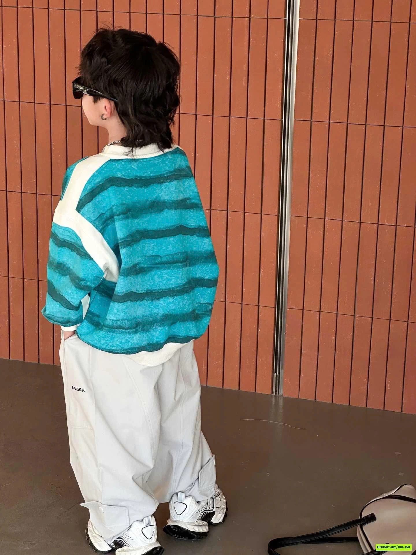 ÁO NỈ KẺ XANH PHỐI MÀU