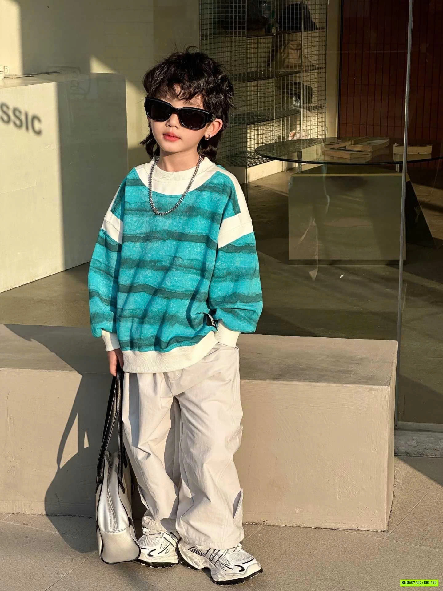 ÁO NỈ KẺ XANH PHỐI MÀU