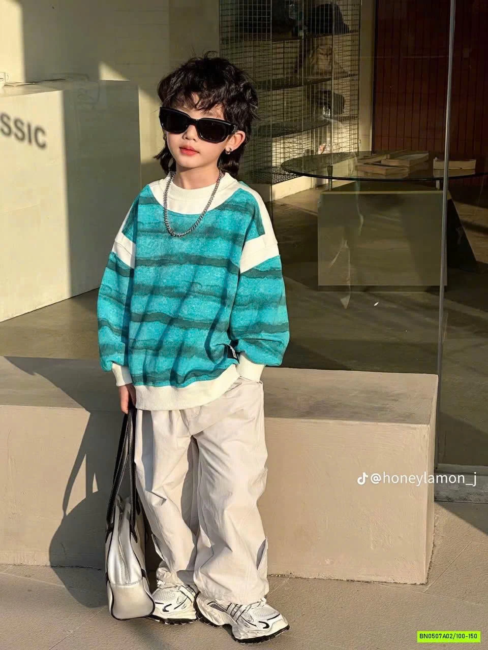 ÁO NỈ KẺ XANH PHỐI MÀU