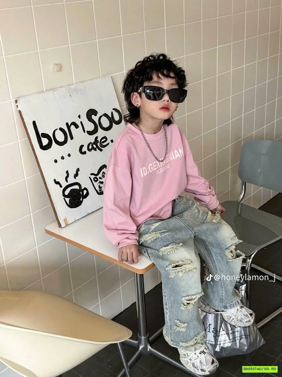 ÁO THUN HỒNG IN CHỮ DÀI TAY