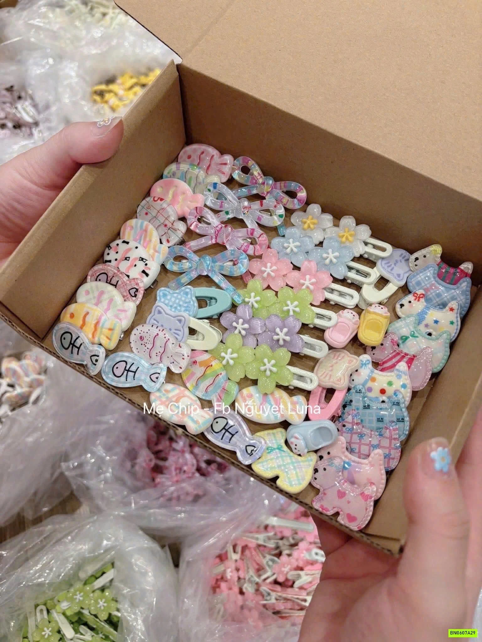 SÉT 50 KẸP TÓC DỄ THƯƠNG