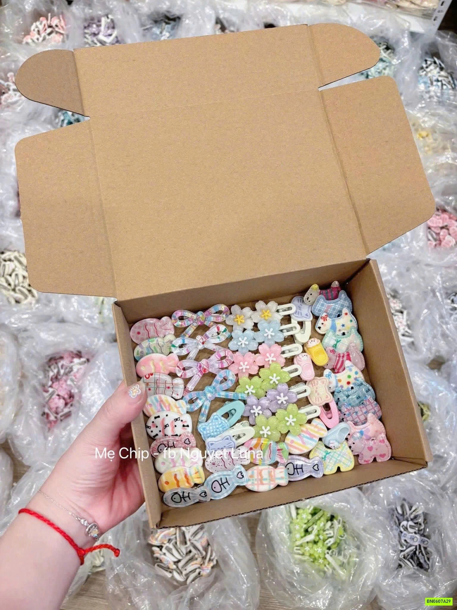 SÉT 50 KẸP TÓC DỄ THƯƠNG