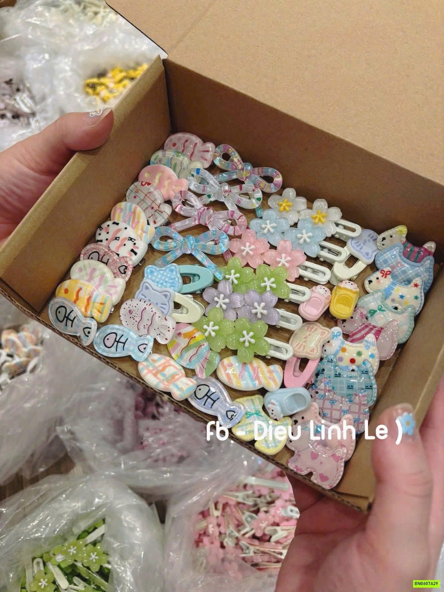 SÉT 50 KẸP TÓC DỄ THƯƠNG