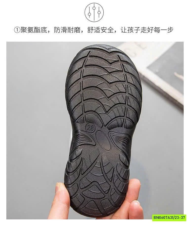 GIÀY LƯỚI QUAI DÁN PHỐI MÀU