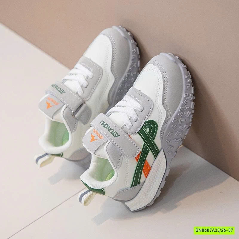 GIÀY THỂ THAO ĐẾ ĐINH PHỐI MÀU