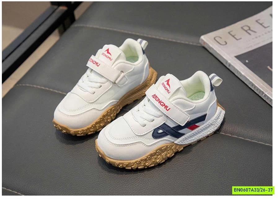 GIÀY THỂ THAO ĐẾ ĐINH PHỐI MÀU