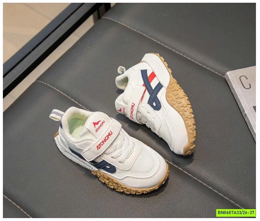 GIÀY THỂ THAO ĐẾ ĐINH PHỐI MÀU