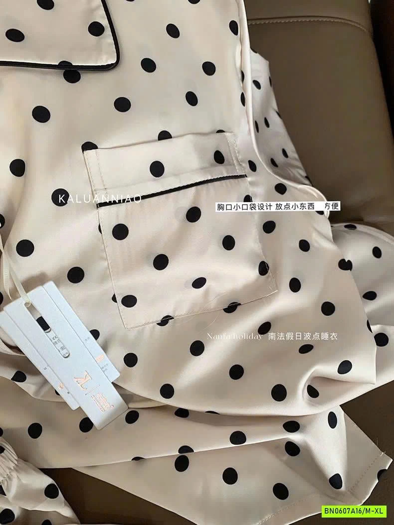 PIJAMA CHẤM BI KALUANNIAO