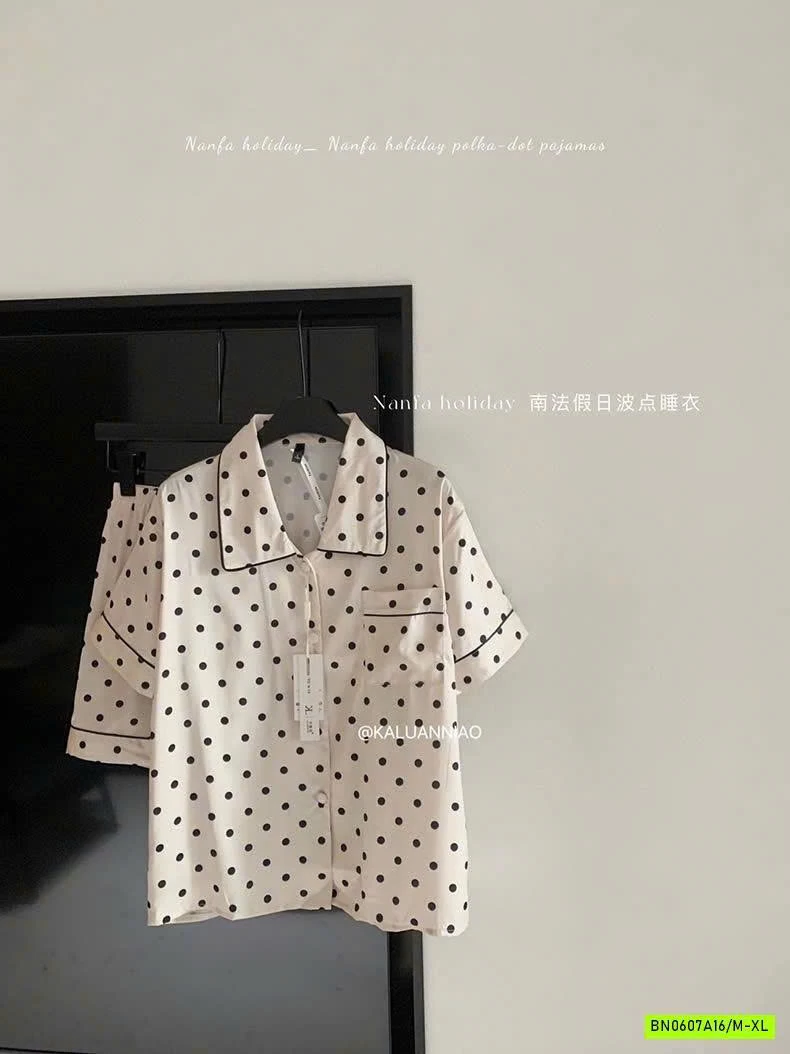 PIJAMA CHẤM BI KALUANNIAO