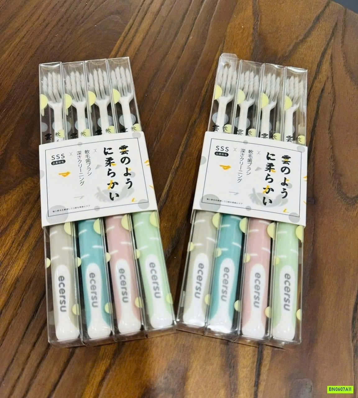 SÉT 8 BÀN CHẢI ĐÁNH RĂNG ECERSU