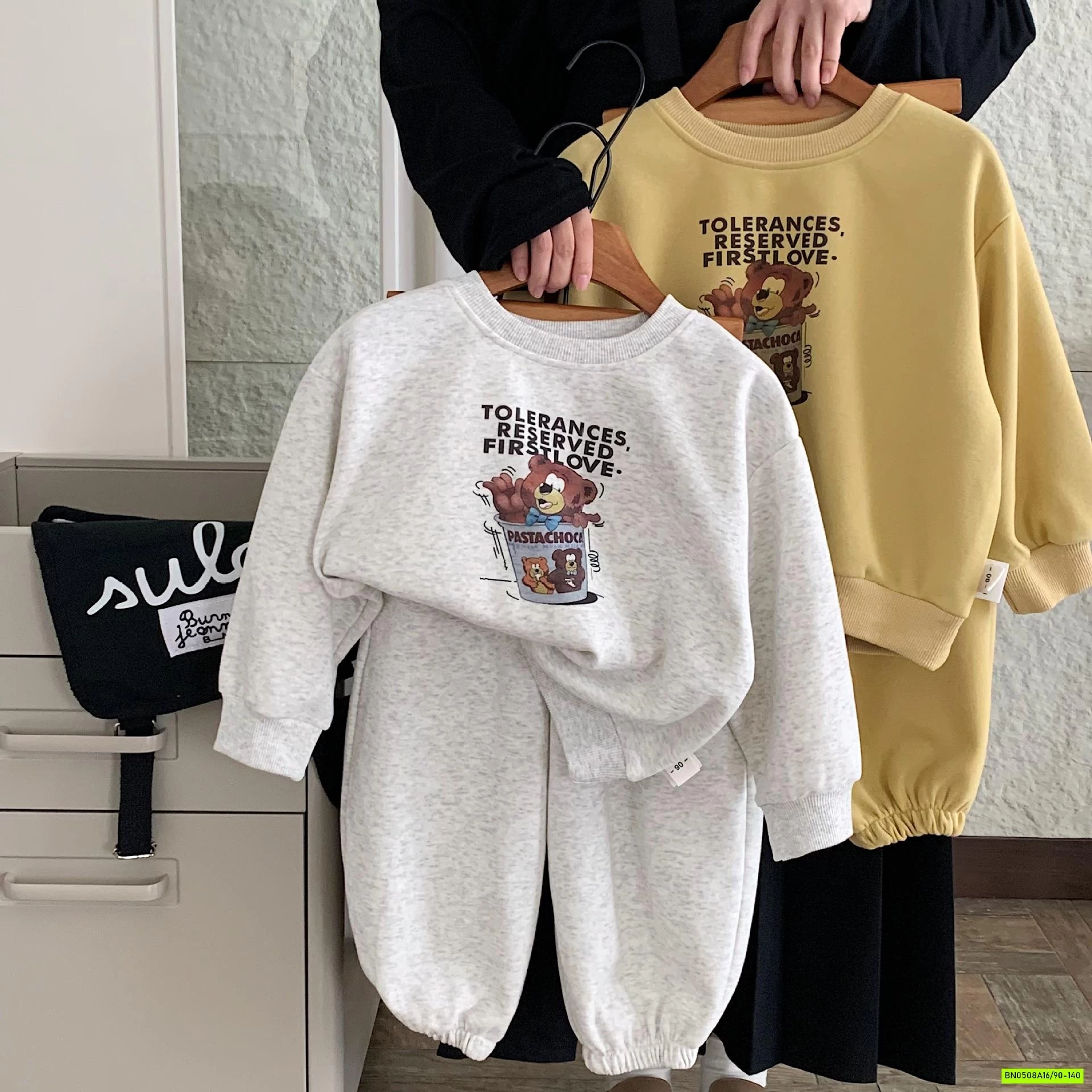 BỘ NỈ IN HÌNH DỄ THƯƠNG