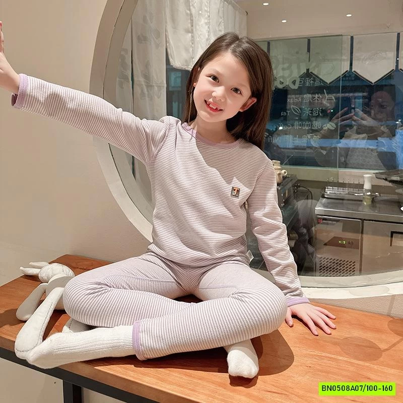 BỘ NỈ GIỮ NHIỆT KẺ NGANG