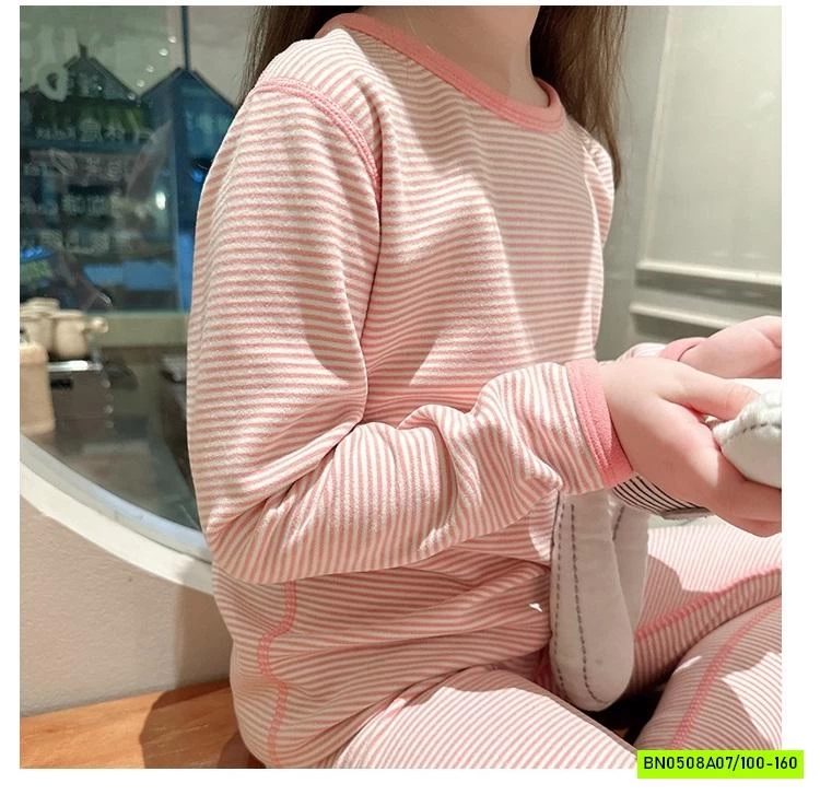 BỘ NỈ GIỮ NHIỆT KẺ NGANG