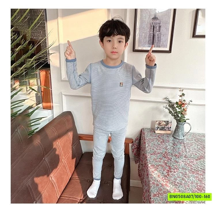 BỘ NỈ GIỮ NHIỆT KẺ NGANG