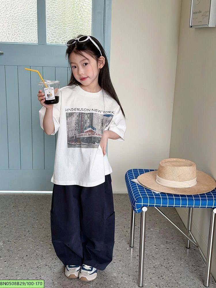 ÁO THUN BÉ GÁI IN HỌA TIẾT NEW YORK AMBB 26A094