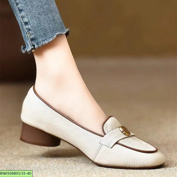 GIÀY LOAFER NỮ GÓT VUÔNG ĐÍNH HOA