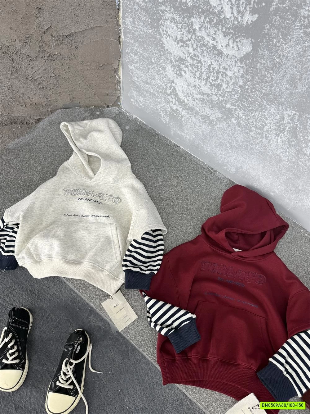 HOODIE NỈ GIẢ 2 LỚP TAY KẺ THÊU CHỮ