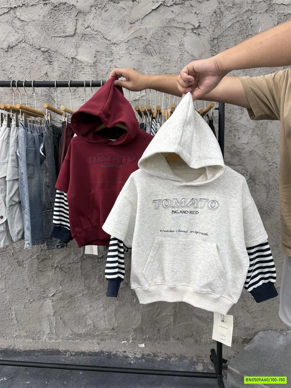 HOODIE NỈ GIẢ 2 LỚP TAY KẺ THÊU CHỮ
