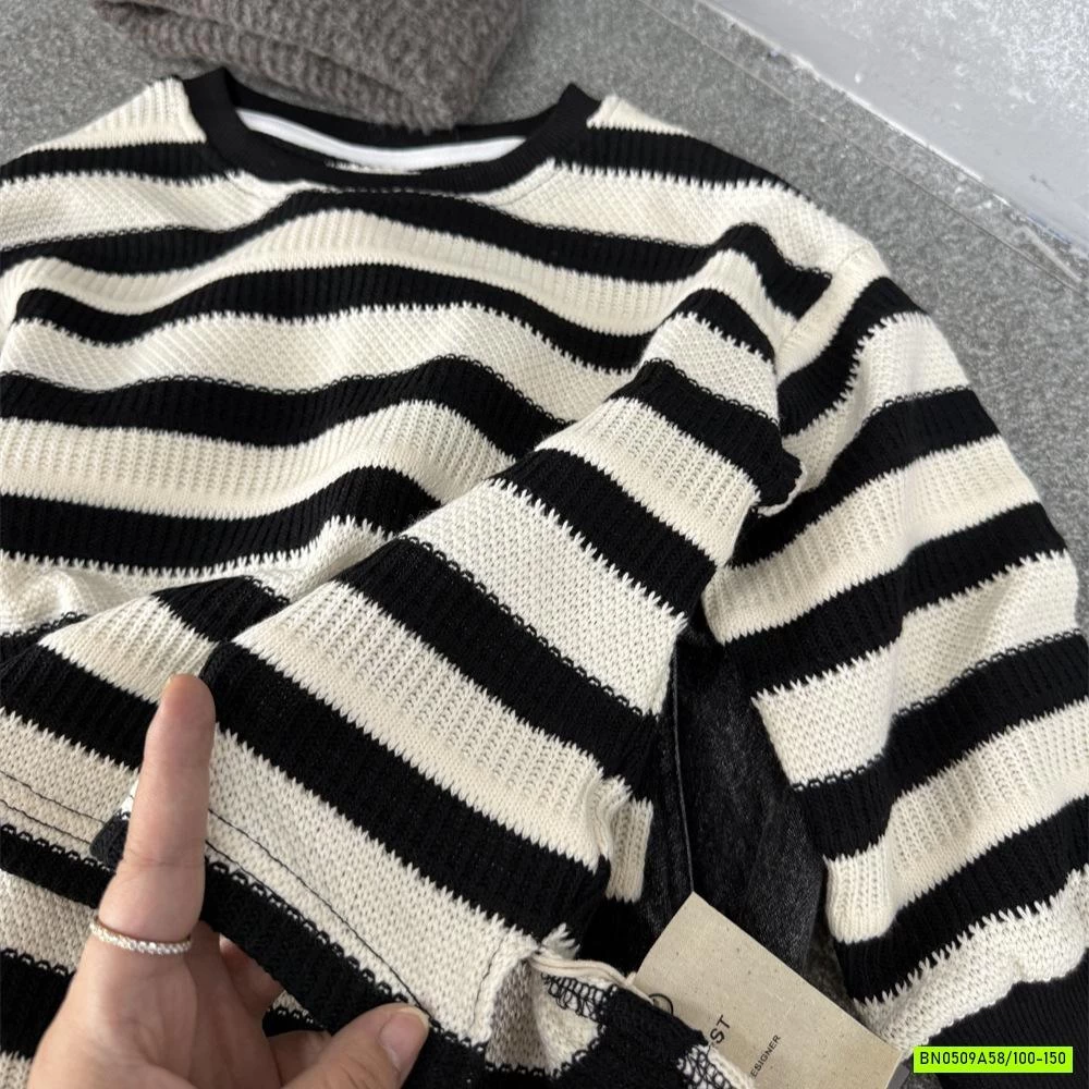 ÁO LEN DỆT KẺ NGANG