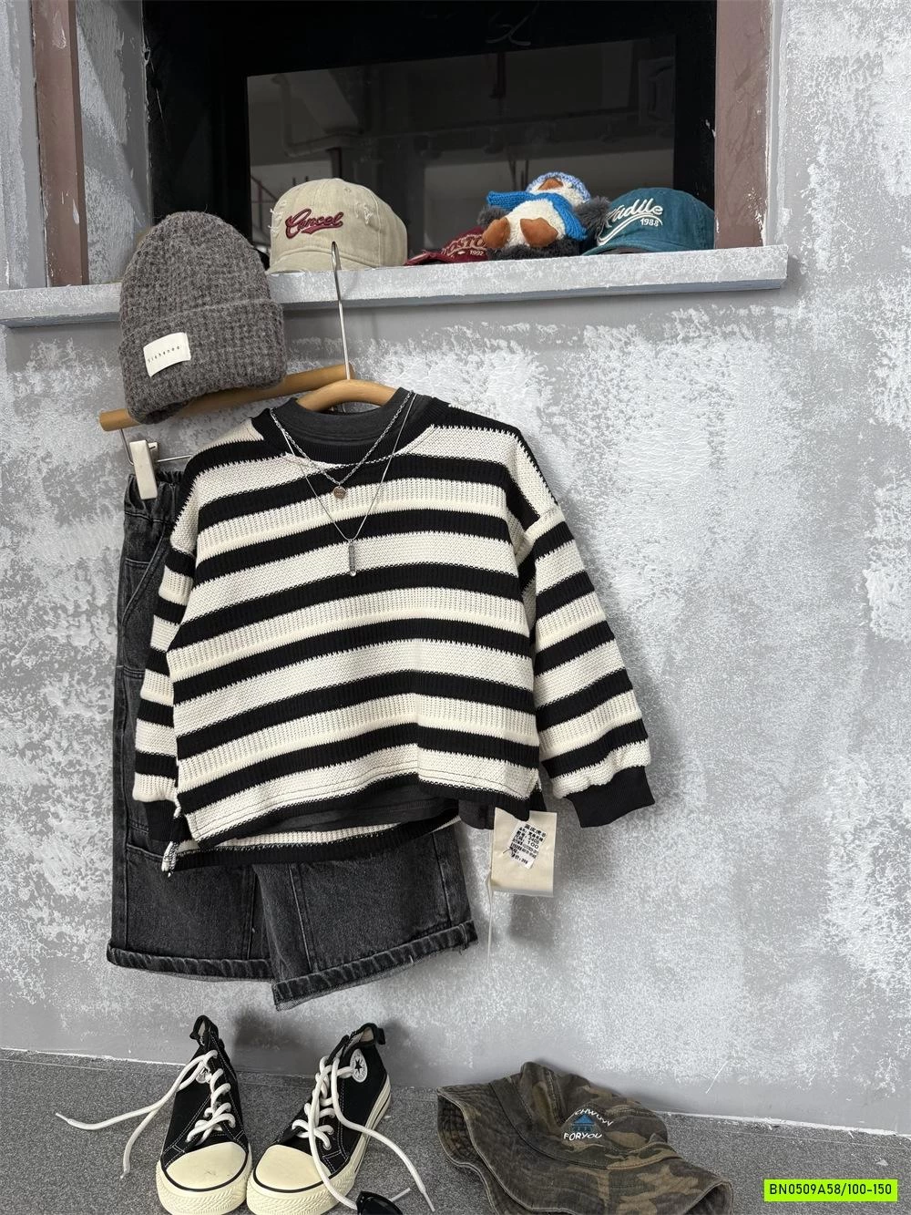 ÁO LEN DỆT KẺ NGANG