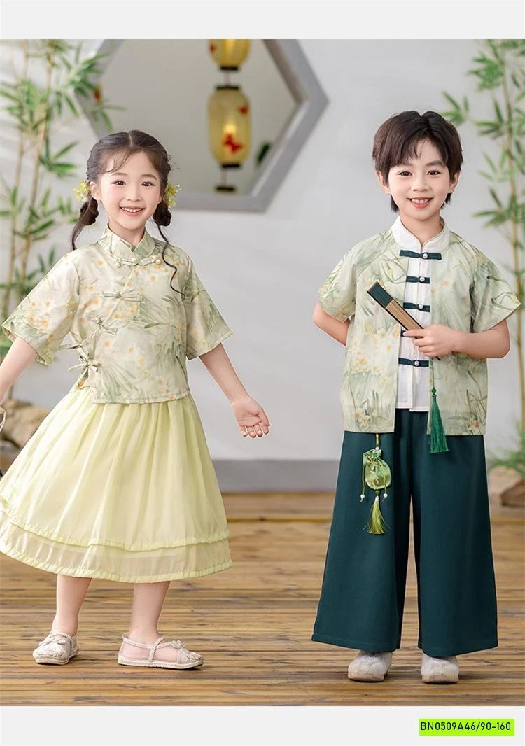 COUPLE CỔ TRANG XANH LÁ