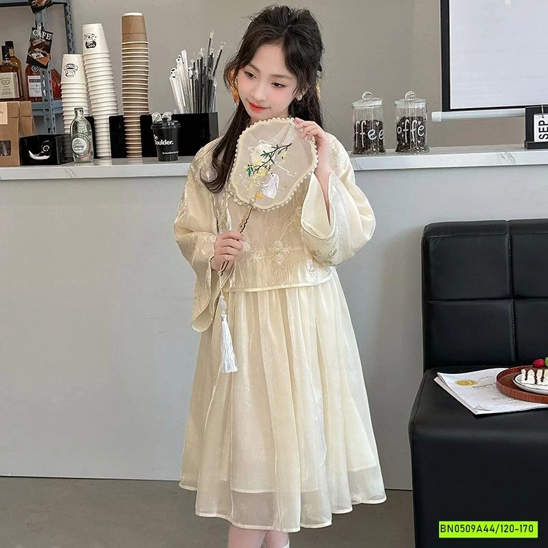 VÁY CỔ TRANG THÊU MÀU KEM SZ ĐẠI