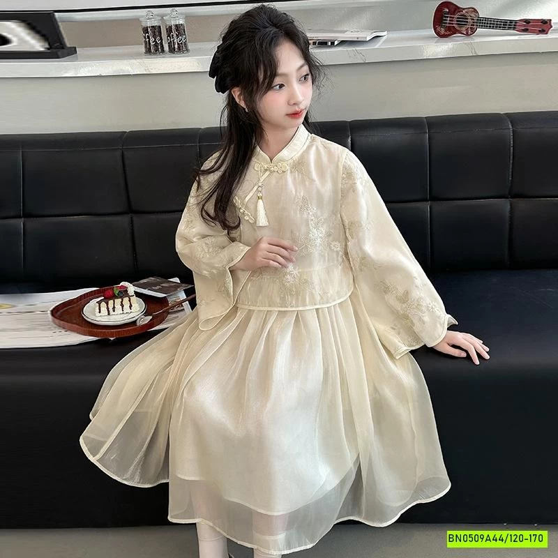 VÁY CỔ TRANG THÊU MÀU KEM SZ ĐẠI