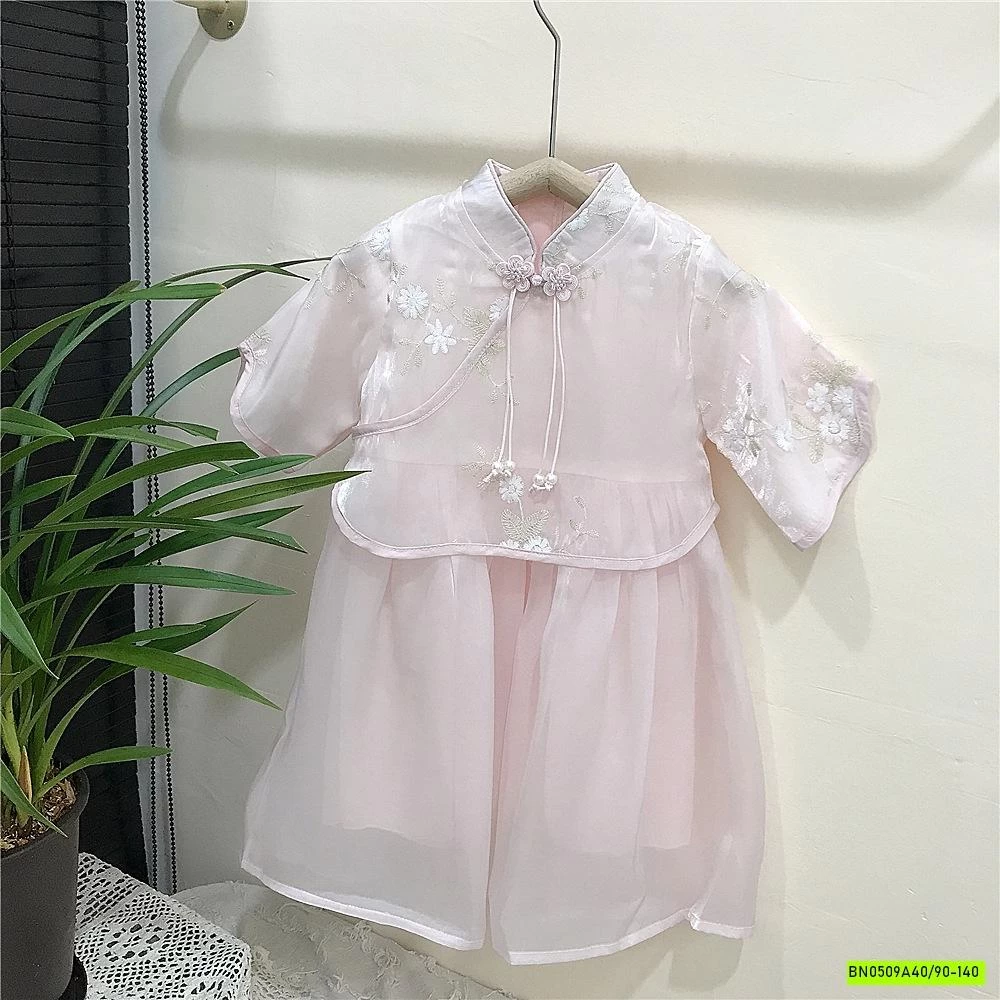 VÁY CỔ TRANG CÁCH TÂN THÊU HOA