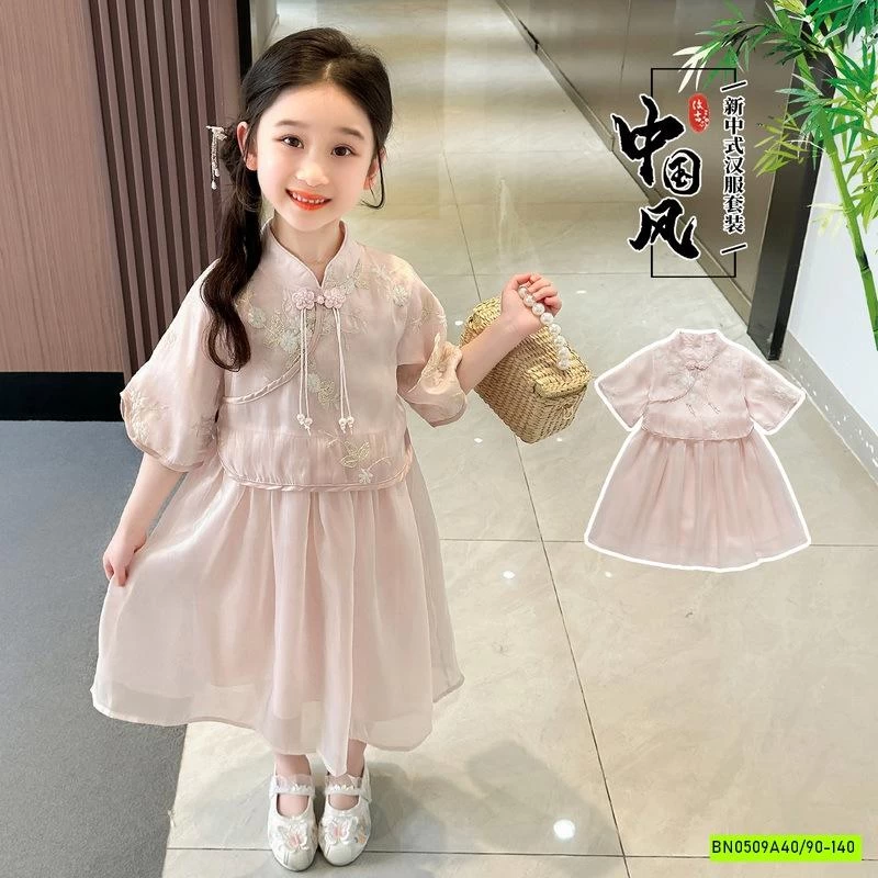 VÁY CỔ TRANG CÁCH TÂN THÊU HOA