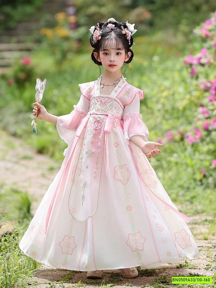 VÁY CỔ TRANG THÊU CAO CẤP