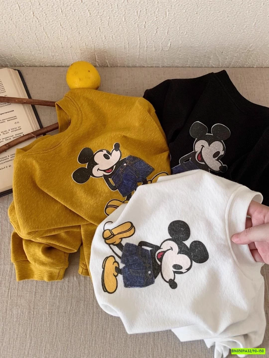 ÁO THUN DÀI TAY IN MICKEY