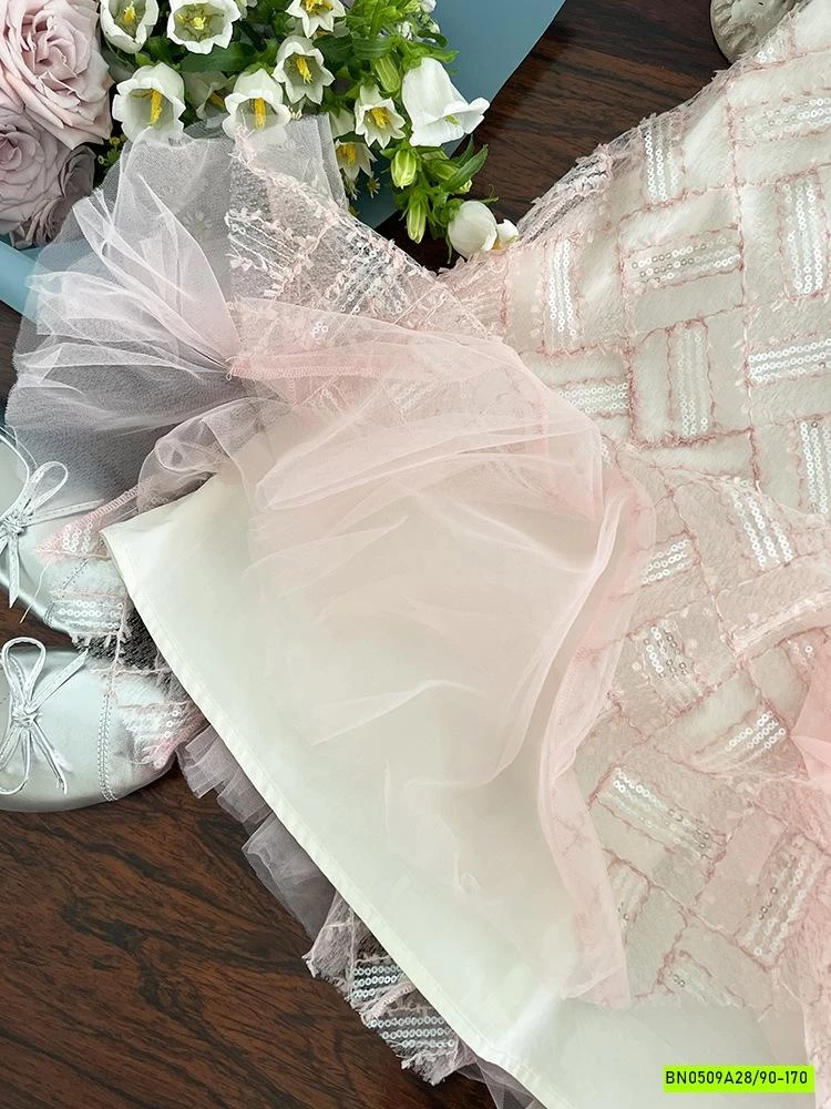 ĐẦM ĐUÔI CÁ PHỐI VOAN HỒNG 25E002 AMBB