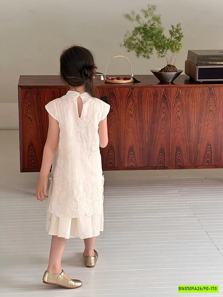 VÁY SƯỜN XÁM THÊU 25E019 AMBB