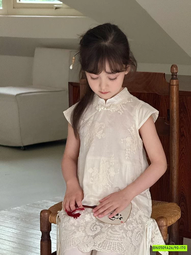 VÁY SƯỜN XÁM THÊU 25E019 AMBB