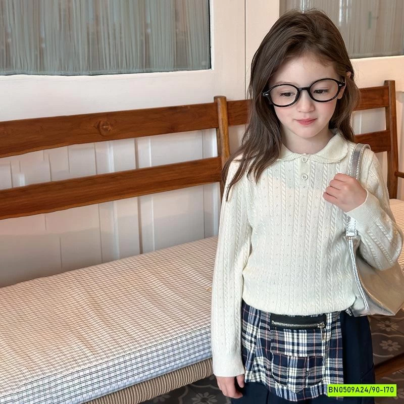 MONTOGHI LEN 25F075 CỔ SEN AMBB