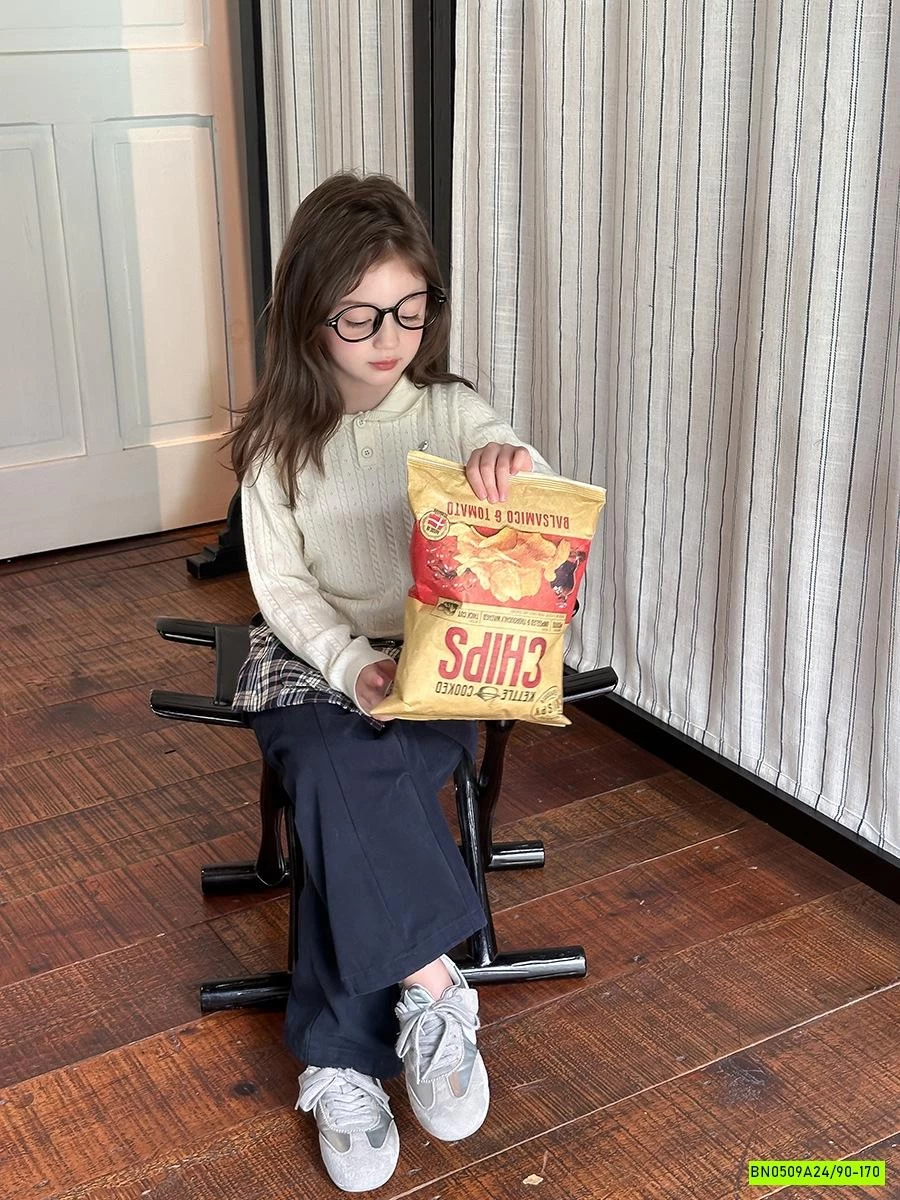 MONTOGHI LEN 25F075 CỔ SEN AMBB