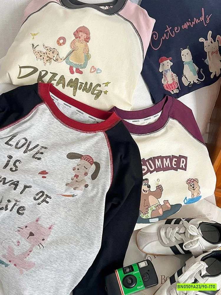 ÁO THUN 25F052 PHỐI MÀU TAY IN HÌNH AMBB