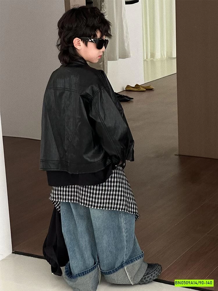 KHOÁC DA CỔ TRỤ CÁ TÍNH