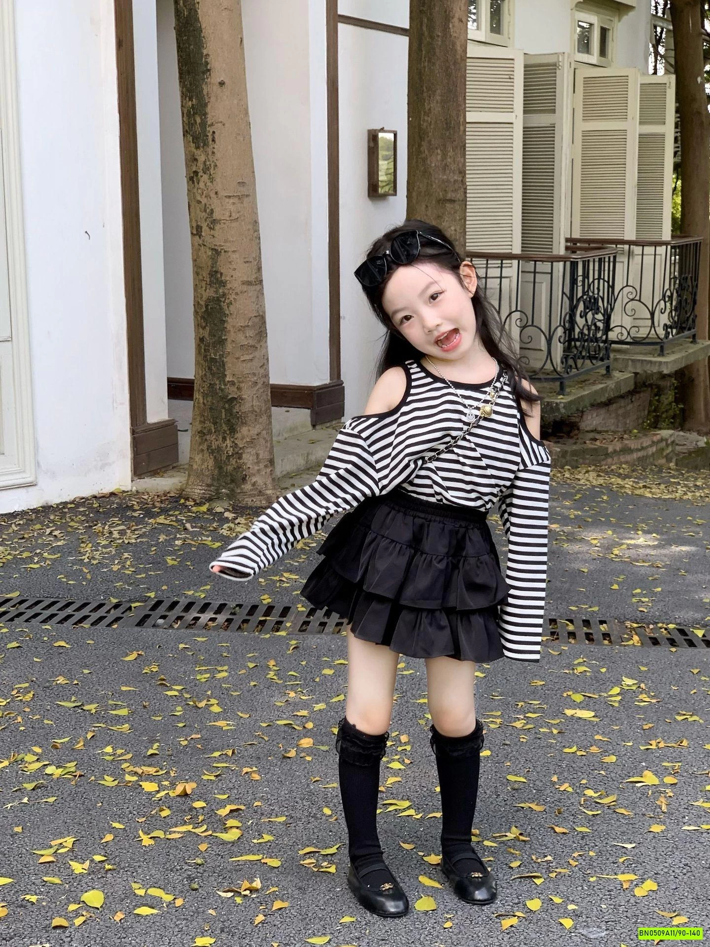 ÁO THUN KẺ RỚT VAI MIX CV ĐEN