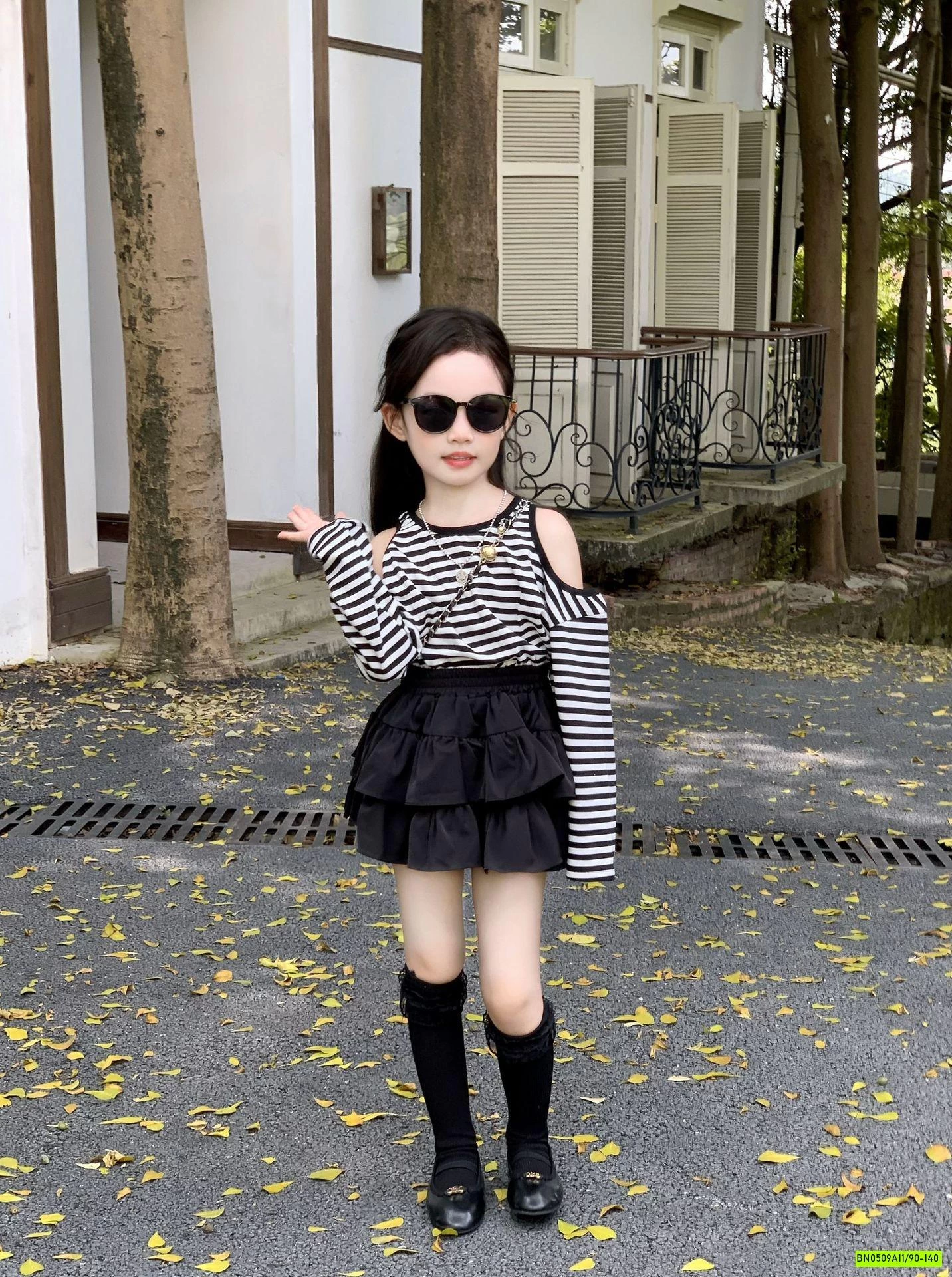 ÁO THUN KẺ RỚT VAI MIX CV ĐEN