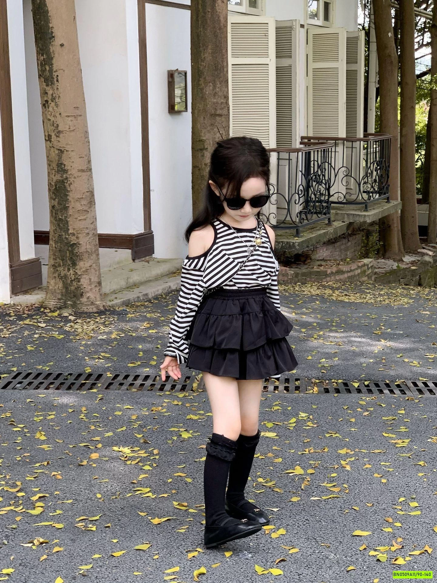 ÁO THUN KẺ RỚT VAI MIX CV ĐEN