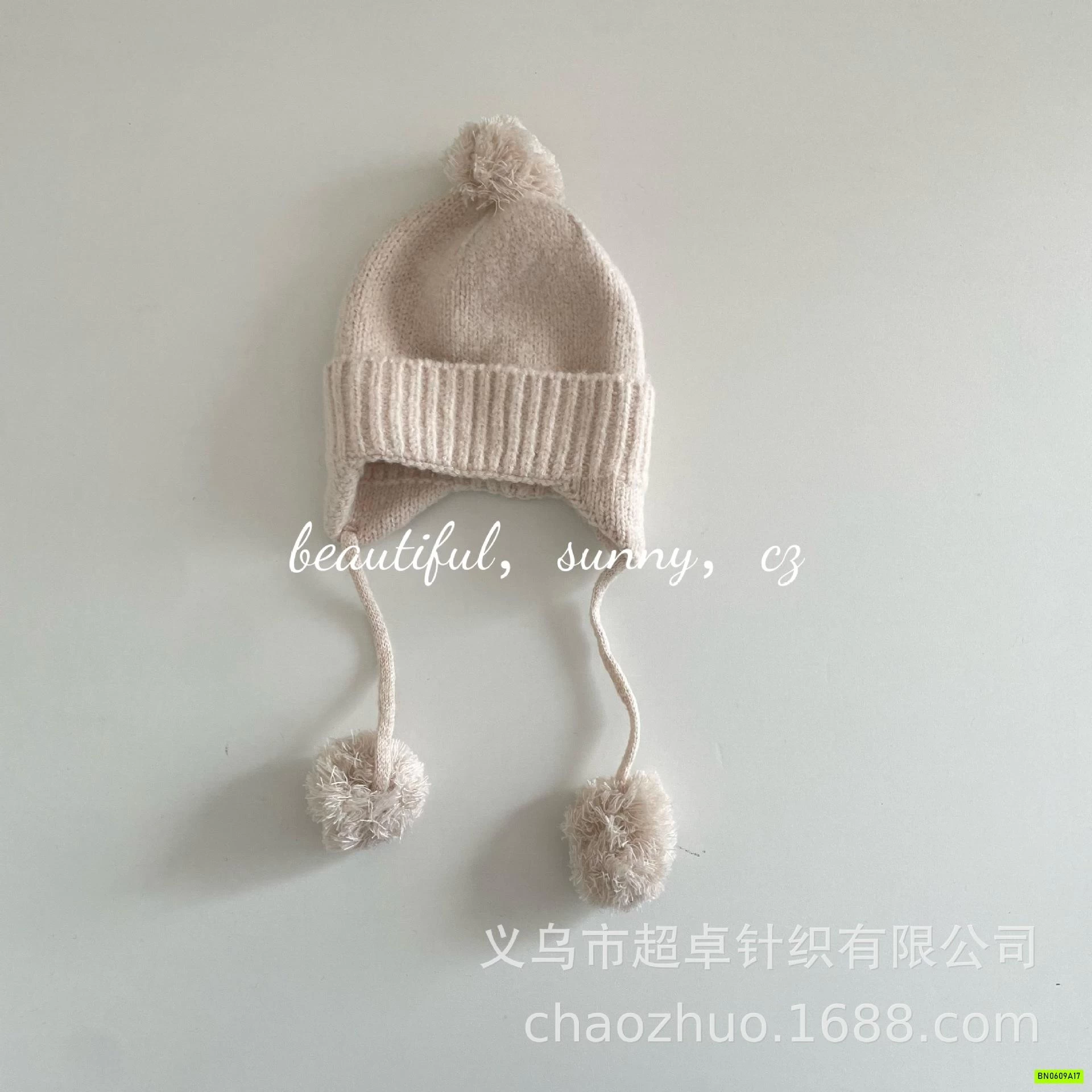 MŨ LEN TRƠN DÂY GẮN BÔNG