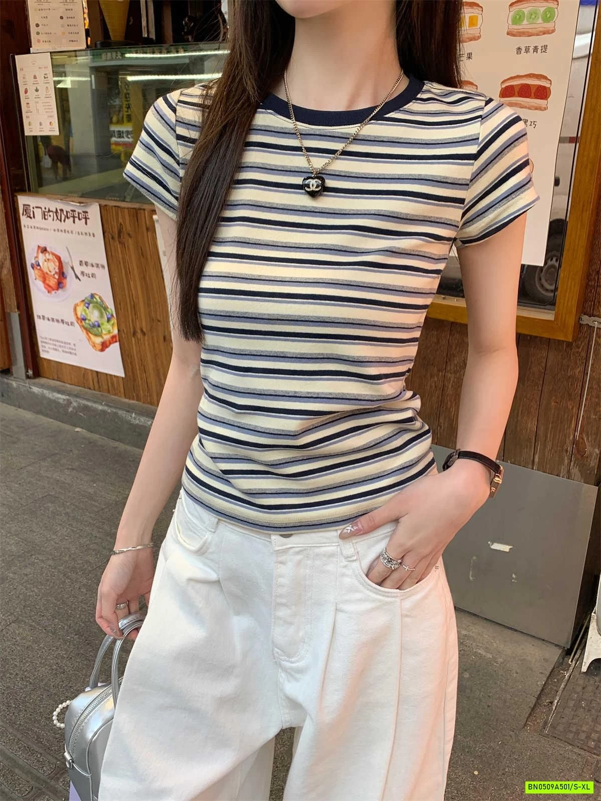 ÁO THUN CỔ TRÒN KẺ BASIC