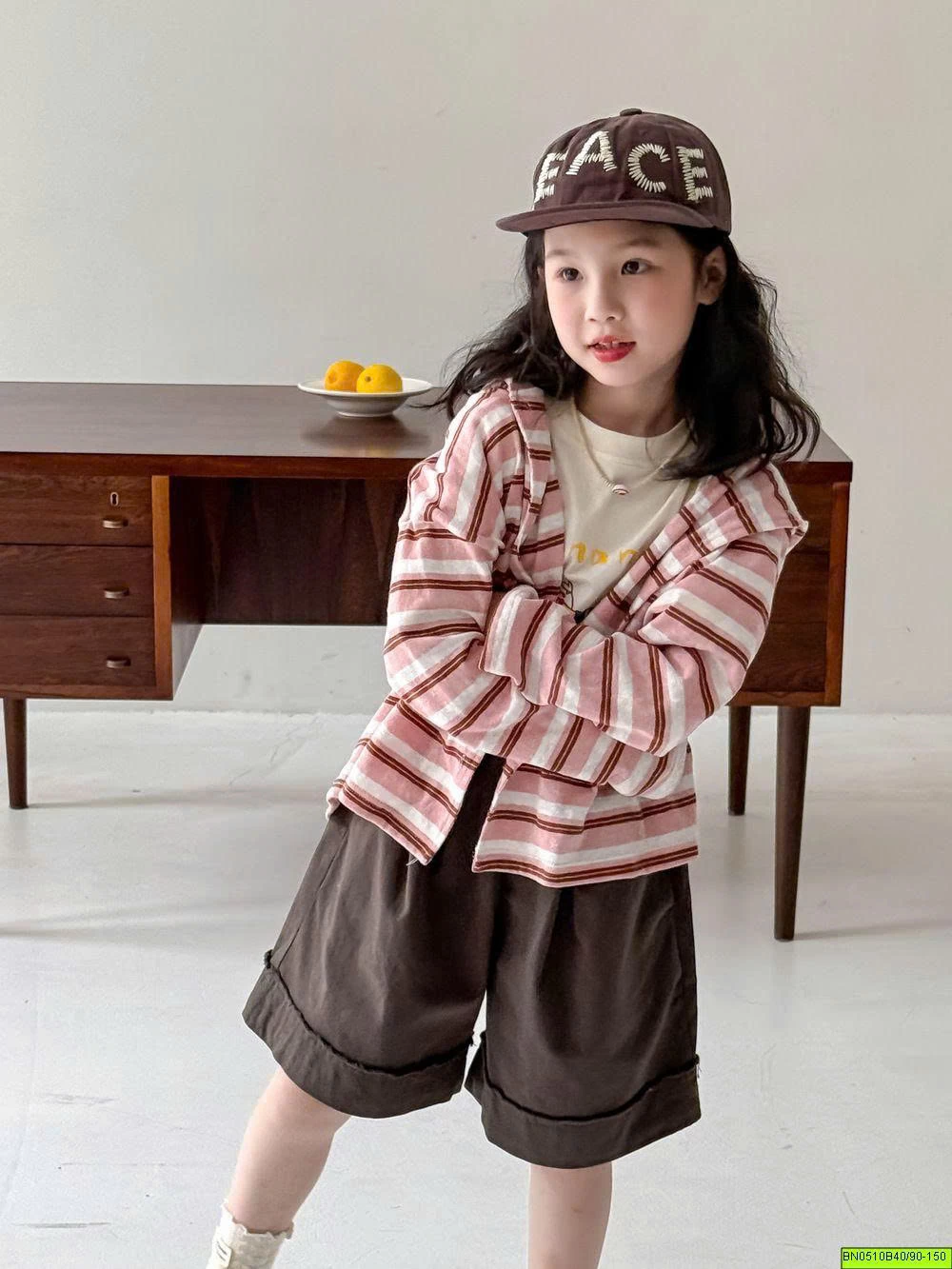 ÁO KHOÁC KẺ NGANG LIỀN MŨ