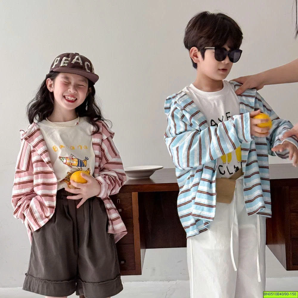 ÁO KHOÁC KẺ NGANG LIỀN MŨ
