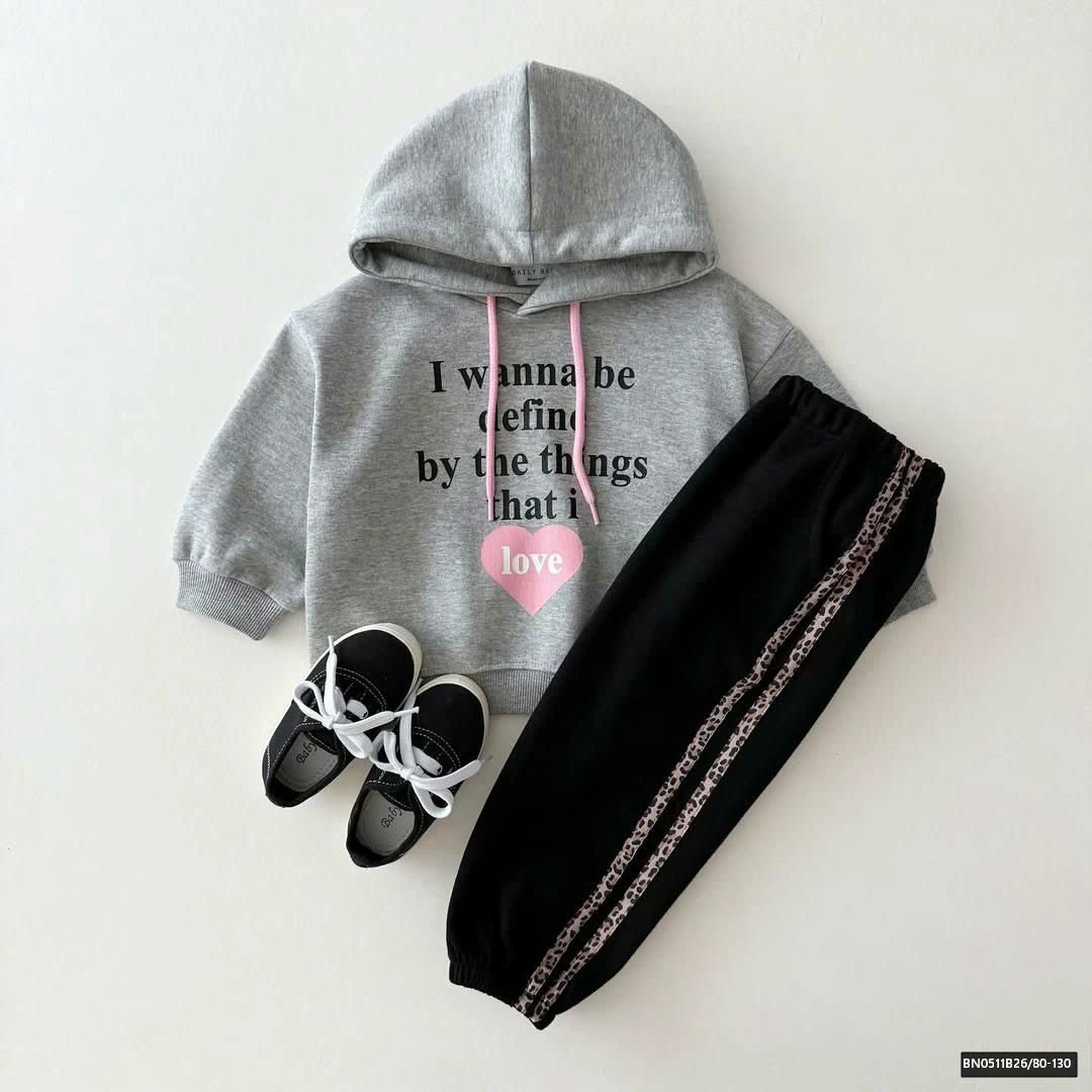 ÁO HOODIE CHỮ TRÁI TIM