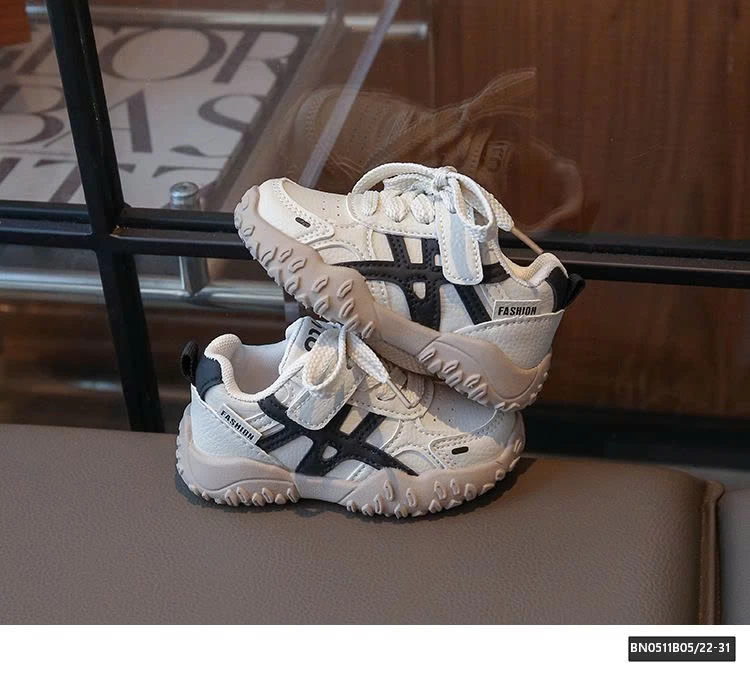 GIÀY THỂ THAO FASHION 2025