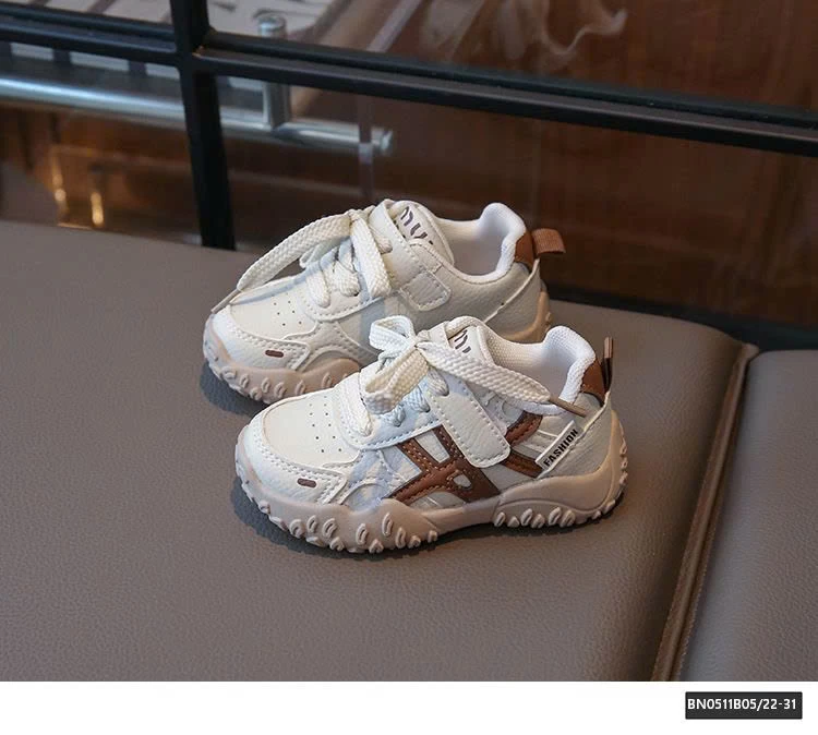 GIÀY THỂ THAO FASHION 2025