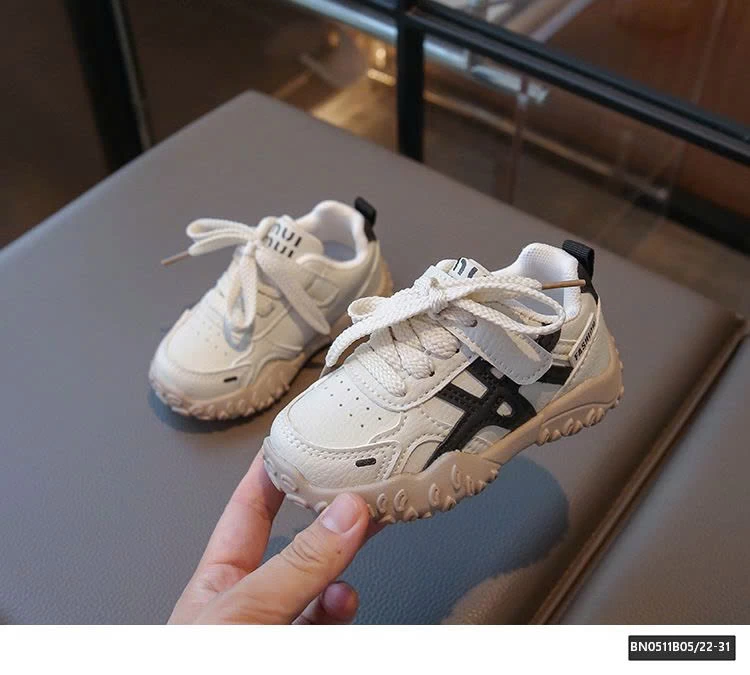 GIÀY THỂ THAO FASHION 2025